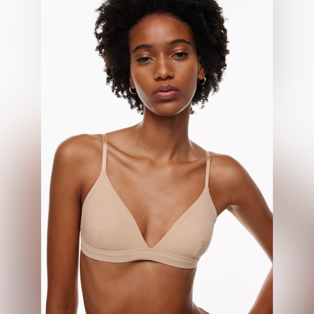 Aritzia Nude Light Beige Wireless Triangle Bra